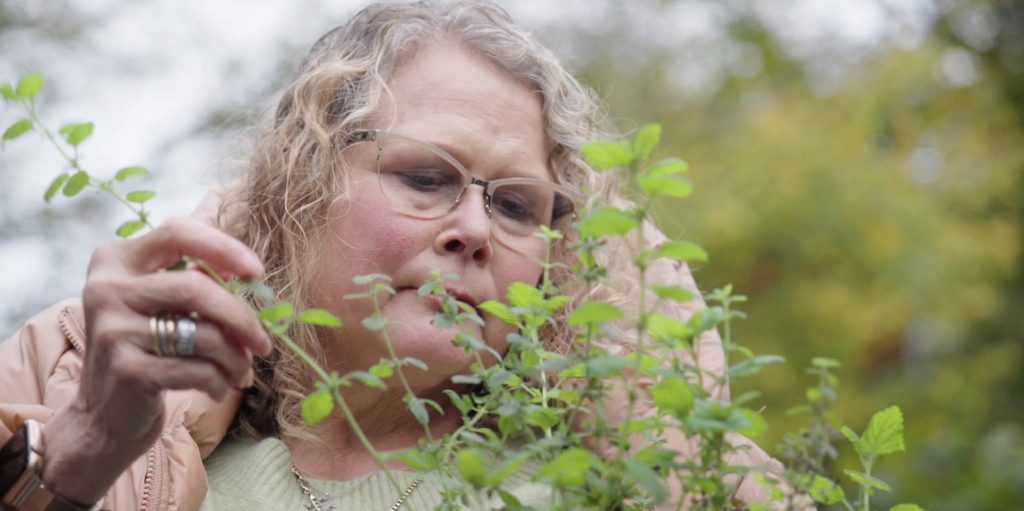 <!-- THEME DEBUG -->
<!-- THEME HOOK: 'field' -->
<!-- FILE NAME SUGGESTIONS:
   ▪️ field--node--title--news-and-events.html.twig
   ✅ field--node--title.html.twig
   ▪️ field--node--news-and-events.html.twig
   ▪️ field--title.html.twig
   ▪️ field--string.html.twig
   ▪️ field.html.twig
-->
<!-- 💡 BEGIN CUSTOM TEMPLATE OUTPUT from 'themes/custom/whokap/templates/field/field--node--title.html.twig' -->
Film series on people living with noncommunicable diseases and mental health conditions: Helena's story
<!-- END CUSTOM TEMPLATE OUTPUT from 'themes/custom/whokap/templates/field/field--node--title.html.twig' -->