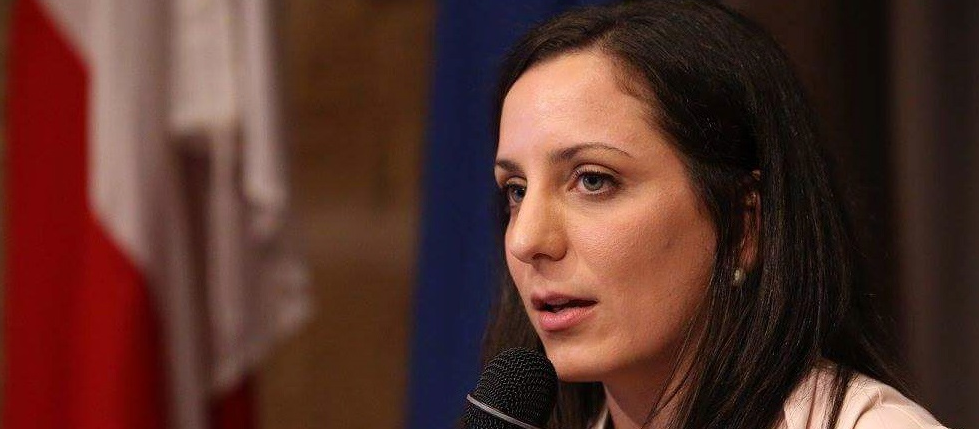 <!-- THEME DEBUG -->
<!-- THEME HOOK: 'field' -->
<!-- FILE NAME SUGGESTIONS:
   ▪️ field--node--title--news-and-events.html.twig
   ✅ field--node--title.html.twig
   ▪️ field--node--news-and-events.html.twig
   ▪️ field--title.html.twig
   ▪️ field--string.html.twig
   ▪️ field.html.twig
-->
<!-- 💡 BEGIN CUSTOM TEMPLATE OUTPUT from 'themes/custom/whokap/templates/field/field--node--title.html.twig' -->
Malta ‘nurse navigators’ embody patient-centred care
<!-- END CUSTOM TEMPLATE OUTPUT from 'themes/custom/whokap/templates/field/field--node--title.html.twig' -->